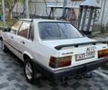 Белый Ауди 80, объемом двигателя 1.6 л и пробегом 220 тыс. км за 1000 $, фото 5 на Automoto.ua