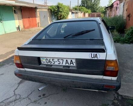 Белый Ауди 80, объемом двигателя 1.8 л и пробегом 282 тыс. км за 1750 $, фото 2 на Automoto.ua