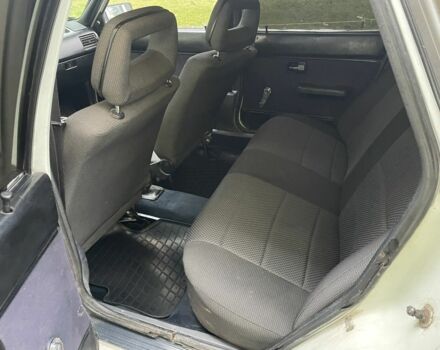 Белый Ауди 80, объемом двигателя 1.6 л и пробегом 350 тыс. км за 899 $, фото 6 на Automoto.ua