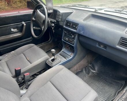 Белый Ауди 80, объемом двигателя 1.6 л и пробегом 360 тыс. км за 700 $, фото 2 на Automoto.ua