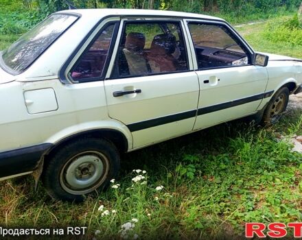 Білий Ауді 80, об'ємом двигуна 1.6 л та пробігом 0 тис. км за 500 $, фото 1 на Automoto.ua