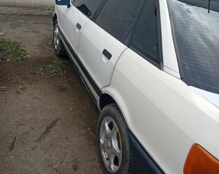 Білий Ауді 80, об'ємом двигуна 1.8 л та пробігом 300 тис. км за 2000 $, фото 4 на Automoto.ua