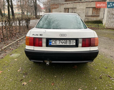 Белый Ауди 80, объемом двигателя 1.6 л и пробегом 300 тыс. км за 1100 $, фото 4 на Automoto.ua