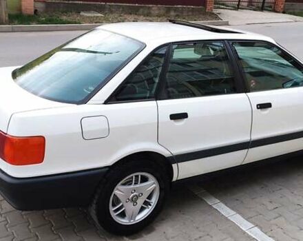Белый Ауди 80, объемом двигателя 1.78 л и пробегом 180 тыс. км за 3000 $, фото 11 на Automoto.ua