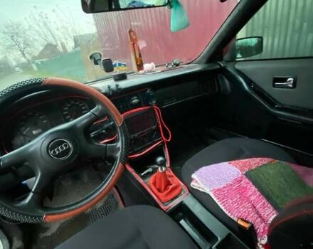 Белый Ауди 80, объемом двигателя 1.78 л и пробегом 330 тыс. км за 1300 $, фото 3 на Automoto.ua