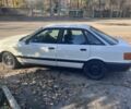 Белый Ауди 80, объемом двигателя 1.8 л и пробегом 325 тыс. км за 1400 $, фото 3 на Automoto.ua
