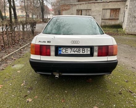Белый Ауди 80, объемом двигателя 1.6 л и пробегом 300 тыс. км за 1100 $, фото 4 на Automoto.ua