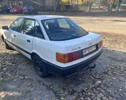 Белый Ауди 80, объемом двигателя 1.8 л и пробегом 325 тыс. км за 1400 $, фото 2 на Automoto.ua