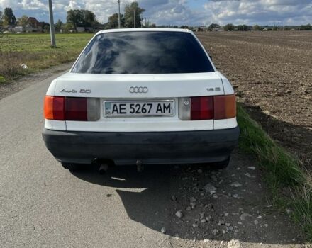 Белый Ауди 80, объемом двигателя 1.8 л и пробегом 186 тыс. км за 2650 $, фото 5 на Automoto.ua
