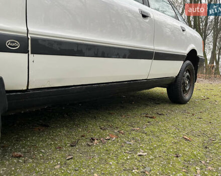 Белый Ауди 80, объемом двигателя 1.6 л и пробегом 300 тыс. км за 1100 $, фото 15 на Automoto.ua