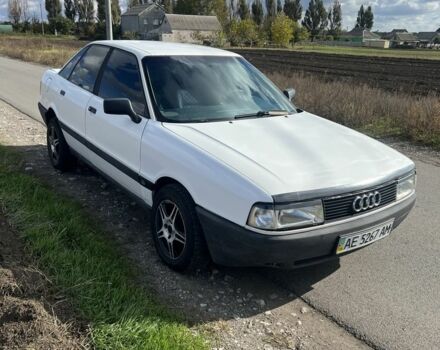Белый Ауди 80, объемом двигателя 1.8 л и пробегом 186 тыс. км за 2650 $, фото 2 на Automoto.ua
