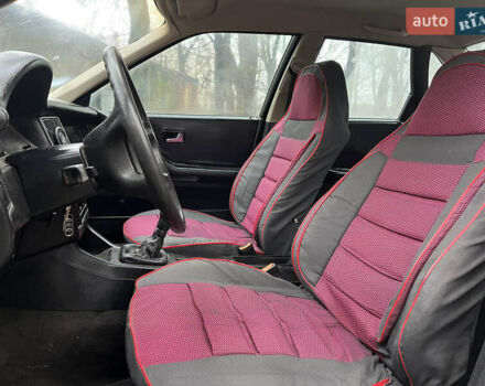 Белый Ауди 80, объемом двигателя 1.6 л и пробегом 300 тыс. км за 1100 $, фото 11 на Automoto.ua