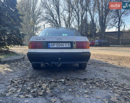 Белый Ауди 80, объемом двигателя 1.8 л и пробегом 384 тыс. км за 1400 $, фото 1 на Automoto.ua