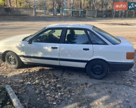 Белый Ауди 80, объемом двигателя 1.8 л и пробегом 384 тыс. км за 1400 $, фото 3 на Automoto.ua