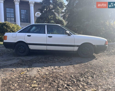 Белый Ауди 80, объемом двигателя 1.8 л и пробегом 384 тыс. км за 1400 $, фото 4 на Automoto.ua