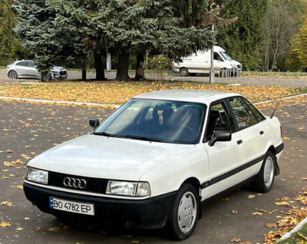 Білий Ауді 80, об'ємом двигуна 1.8 л та пробігом 300 тис. км за 1750 $, фото 2 на Automoto.ua