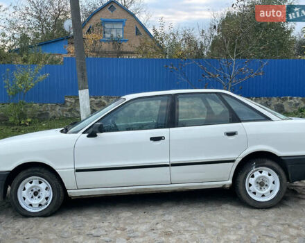 Белый Ауди 80, объемом двигателя 1.78 л и пробегом 600 тыс. км за 1050 $, фото 3 на Automoto.ua