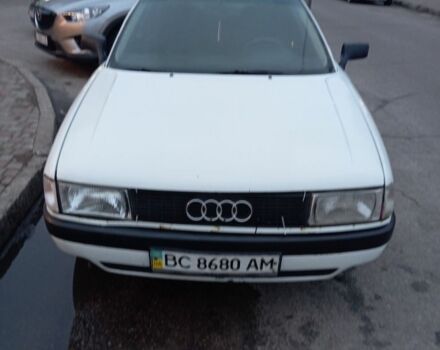 Білий Ауді 80, об'ємом двигуна 2 л та пробігом 300 тис. км за 1500 $, фото 3 на Automoto.ua