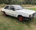Белый Ауди 80, объемом двигателя 1.8 л и пробегом 321 тыс. км за 716 $, фото 4 на Automoto.ua