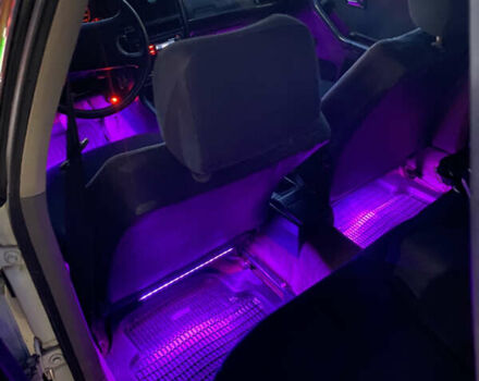 Білий Ауді 80, об'ємом двигуна 1.8 л та пробігом 300 тис. км за 1750 $, фото 4 на Automoto.ua