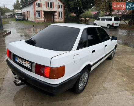 Белый Ауди 80, объемом двигателя 1.8 л и пробегом 270 тыс. км за 1650 $, фото 5 на Automoto.ua
