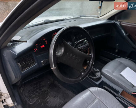 Белый Ауди 80, объемом двигателя 1.8 л и пробегом 270 тыс. км за 1650 $, фото 13 на Automoto.ua