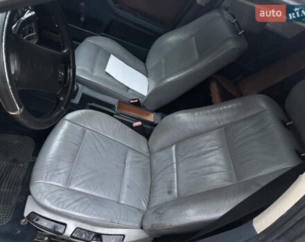 Белый Ауди 80, объемом двигателя 1.8 л и пробегом 270 тыс. км за 1650 $, фото 12 на Automoto.ua