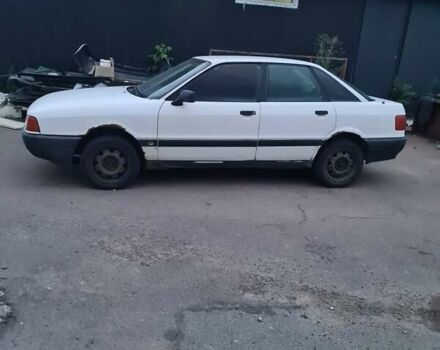 Белый Ауди 80, объемом двигателя 1.8 л и пробегом 77 тыс. км за 1250 $, фото 4 на Automoto.ua