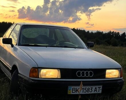 Белый Ауди 80, объемом двигателя 1.8 л и пробегом 370 тыс. км за 1100 $, фото 8 на Automoto.ua