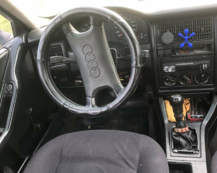 Белый Ауди 80, объемом двигателя 1.8 л и пробегом 380 тыс. км за 1666 $, фото 7 на Automoto.ua