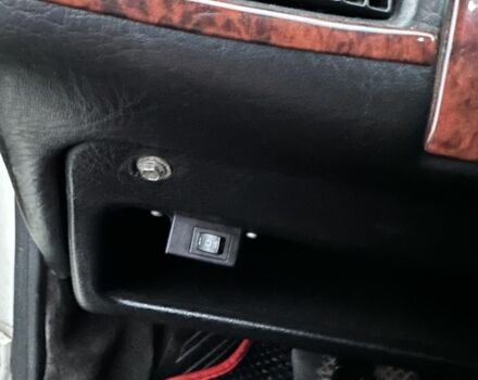 Белый Ауди 80, объемом двигателя 1.8 л и пробегом 270 тыс. км за 3000 $, фото 11 на Automoto.ua