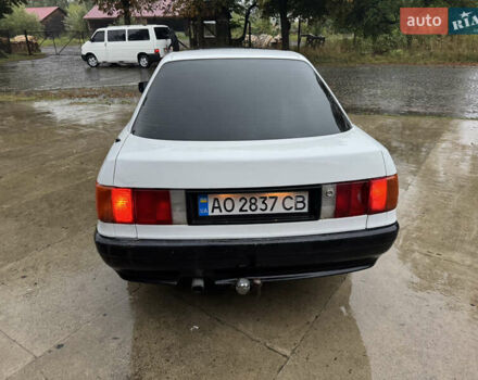 Белый Ауди 80, объемом двигателя 1.8 л и пробегом 270 тыс. км за 1650 $, фото 6 на Automoto.ua