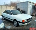 Белый Ауди 80, объемом двигателя 1.8 л и пробегом 200 тыс. км за 999 $, фото 1 на Automoto.ua
