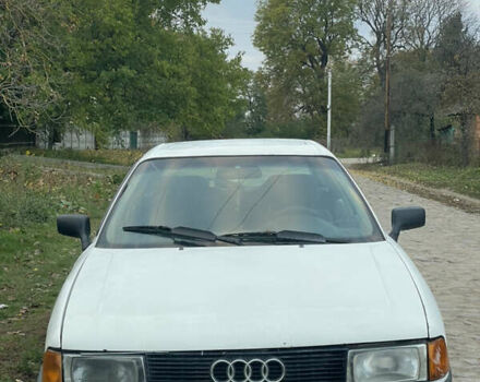 Белый Ауди 80, объемом двигателя 1.78 л и пробегом 600 тыс. км за 1050 $, фото 1 на Automoto.ua