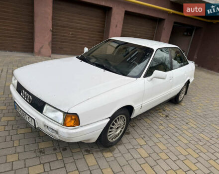 Белый Ауди 80, объемом двигателя 1.78 л и пробегом 418 тыс. км за 1750 $, фото 4 на Automoto.ua