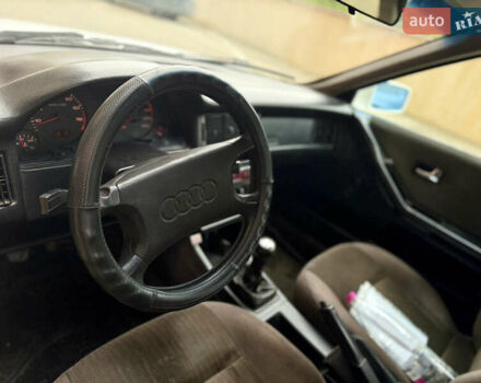 Белый Ауди 80, объемом двигателя 1.78 л и пробегом 418 тыс. км за 1750 $, фото 19 на Automoto.ua