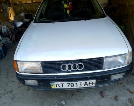 Білий Ауді 80, об'ємом двигуна 1.8 л та пробігом 300 тис. км за 1500 $, фото 1 на Automoto.ua