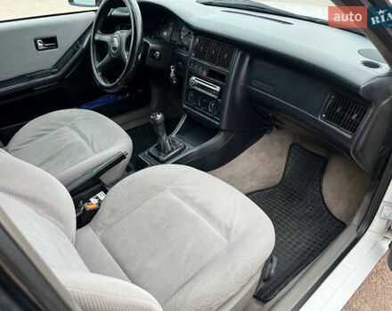 Білий Ауді 80, об'ємом двигуна 1.98 л та пробігом 438 тис. км за 2750 $, фото 13 на Automoto.ua