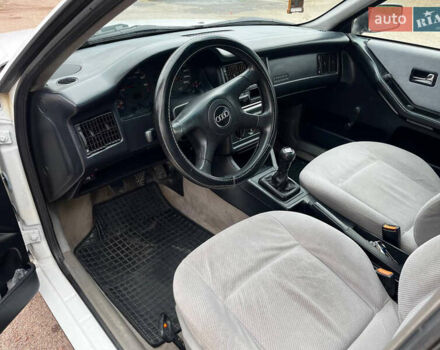 Білий Ауді 80, об'ємом двигуна 1.98 л та пробігом 438 тис. км за 2750 $, фото 7 на Automoto.ua