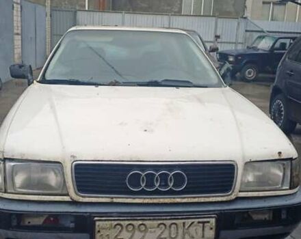 Белый Ауди 80, объемом двигателя 2 л и пробегом 320 тыс. км за 450 $, фото 1 на Automoto.ua