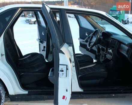 Белый Ауди 80, объемом двигателя 1.98 л и пробегом 310 тыс. км за 2650 $, фото 25 на Automoto.ua