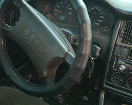 Белый Ауди 80, объемом двигателя 1.8 л и пробегом 1 тыс. км за 1204 $, фото 6 на Automoto.ua