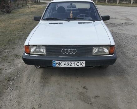 Білий Ауді 80, об'ємом двигуна 1.6 л та пробігом 50 тис. км за 650 $, фото 1 на Automoto.ua