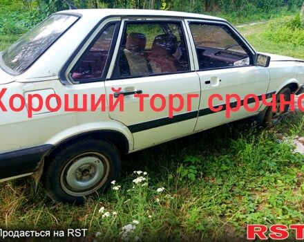 Білий Ауді 80, об'ємом двигуна 1.6 л та пробігом 0 тис. км за 500 $, фото 1 на Automoto.ua