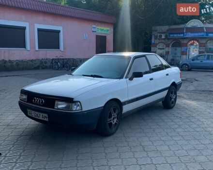 Білий Ауді 80, об'ємом двигуна 1.8 л та пробігом 300 тис. км за 2000 $, фото 1 на Automoto.ua