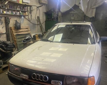 Білий Ауді 80, об'ємом двигуна 1.8 л та пробігом 3 тис. км за 1300 $, фото 1 на Automoto.ua