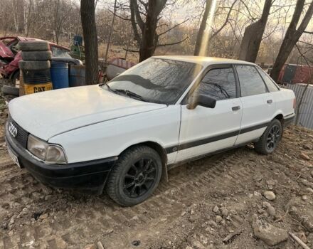 Белый Ауди 80, объемом двигателя 1.6 л и пробегом 296 тыс. км за 499 $, фото 1 на Automoto.ua