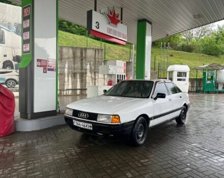 Белый Ауди 80, объемом двигателя 1.8 л и пробегом 2 тыс. км за 1700 $, фото 1 на Automoto.ua