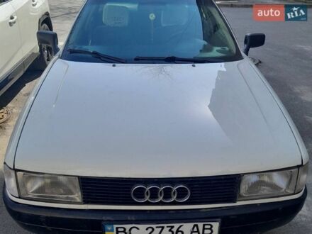 Белый Ауди 80, объемом двигателя 1.76 л и пробегом 300 тыс. км за 1200 $, фото 1 на Automoto.ua
