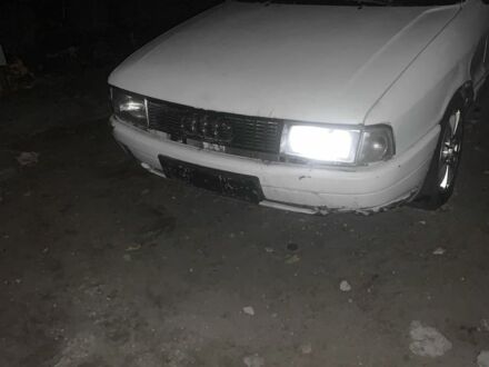 Белый Ауди 80, объемом двигателя 1.8 л и пробегом 3 тыс. км за 474 $, фото 1 на Automoto.ua